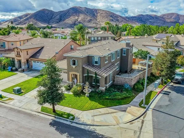 3035 Cat Tail Ct, Hemet, CA 92545