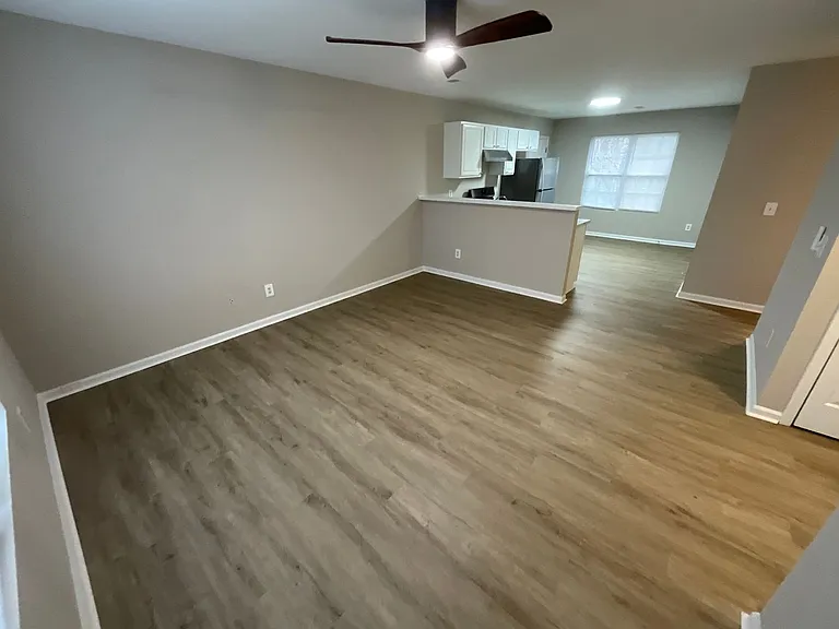 1506 Hidden Creek Ter — Photo 4