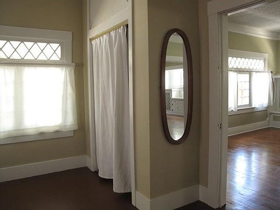 5th image of 748 E Dudley Ave