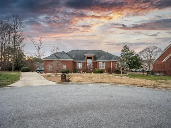 3405 Dumpling Ct, Suffolk, VA 23435