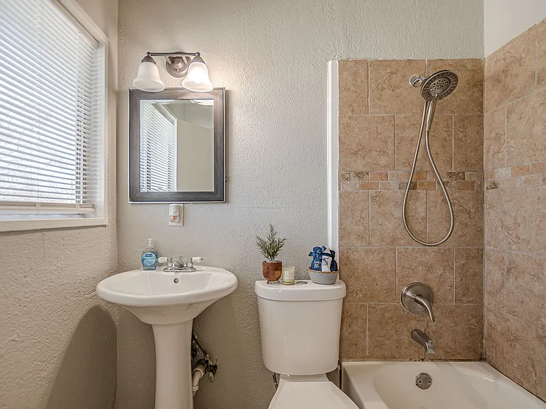 2323 Arbor Pl #2 — Photo 11