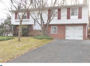129 Clarrige Dr, Willow Grove, PA 19090