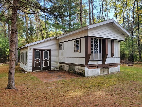 4th image of 8223 Memorial Dr W