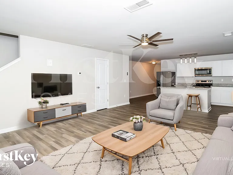 2550 Wood Bend Ln — Photo 5