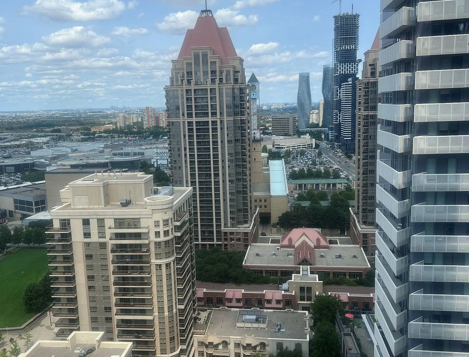 2 bed, $2,800 — Photo 1