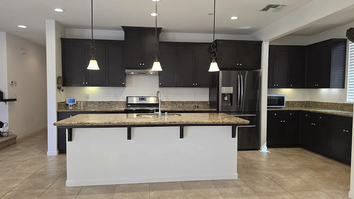 Building Photo - 18076 Calaveras Dr