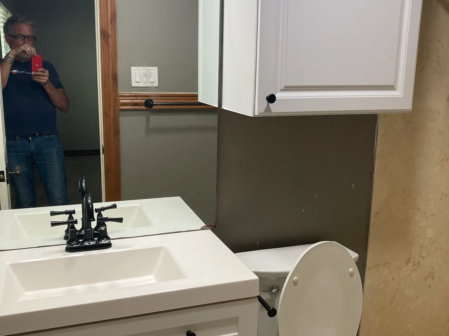 3 bed, 1350 sqft, $2,200 — Photo 3
