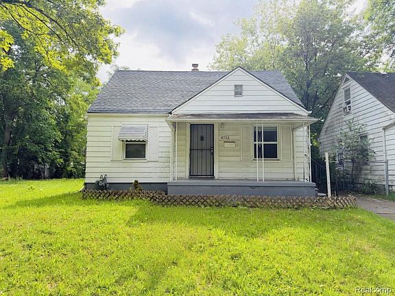 3rd image of 18732 Greenview Ave