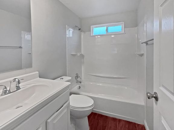 5th image of 5929 Lila Ln
