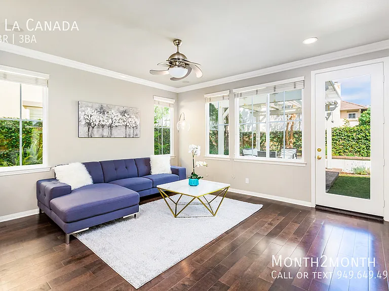 5 La Canada — Photo 10