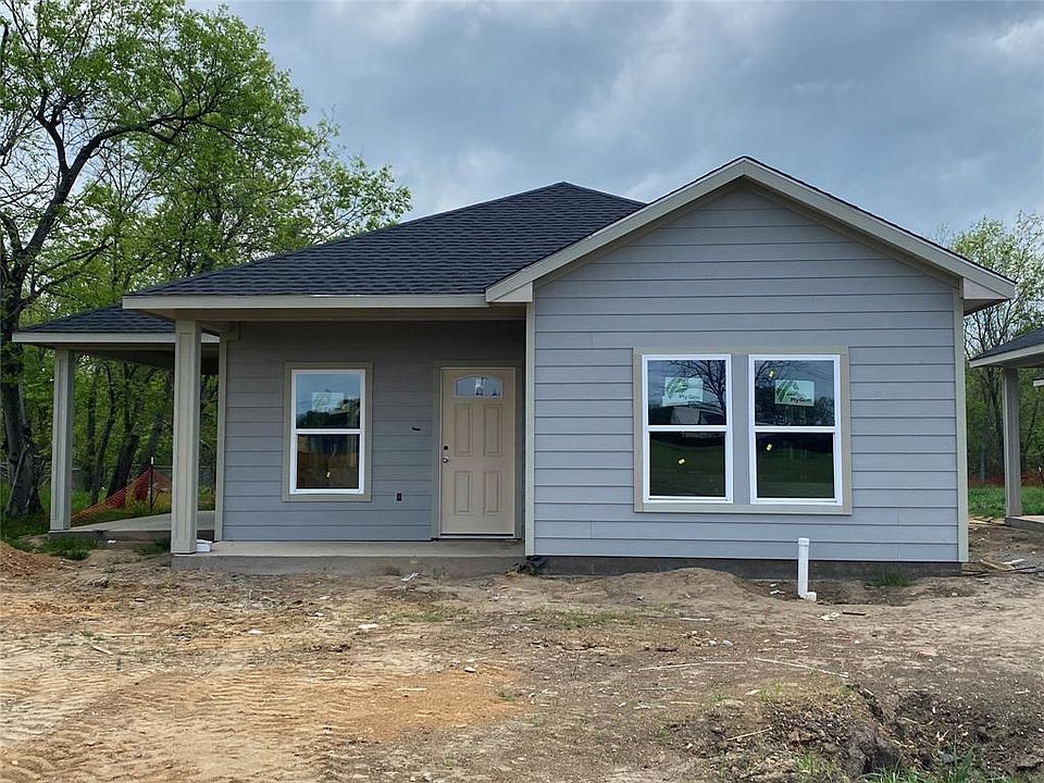 View of front.