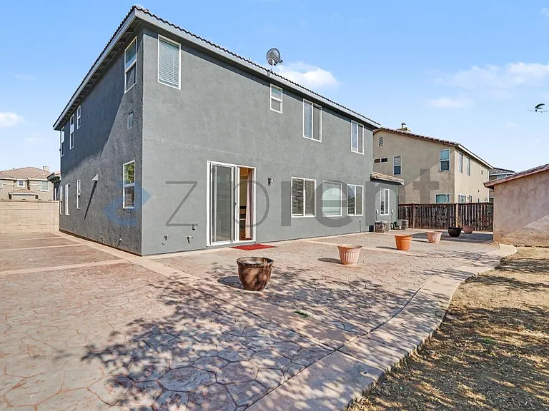 1854 Bankstown Way — Photo 40