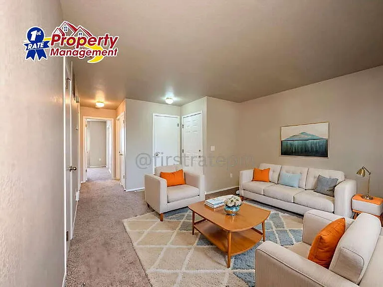 764 W Alden Dr — Photo 3