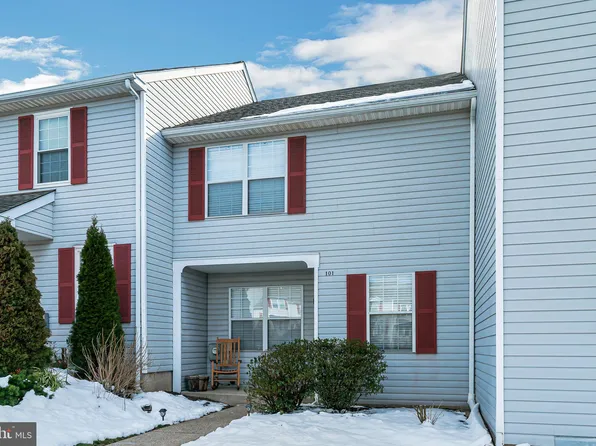 101 Essex Ct, Lansdale, PA 19446