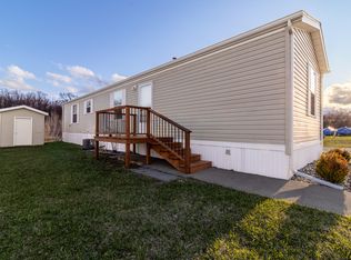 11975 Farm View Dr, Shelbyville, MI