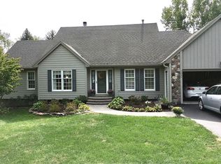7664 Tamarack Ln, Ontario, NY 14519
