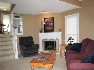 8535 W 109th Ter, Overland Park, KS 66210