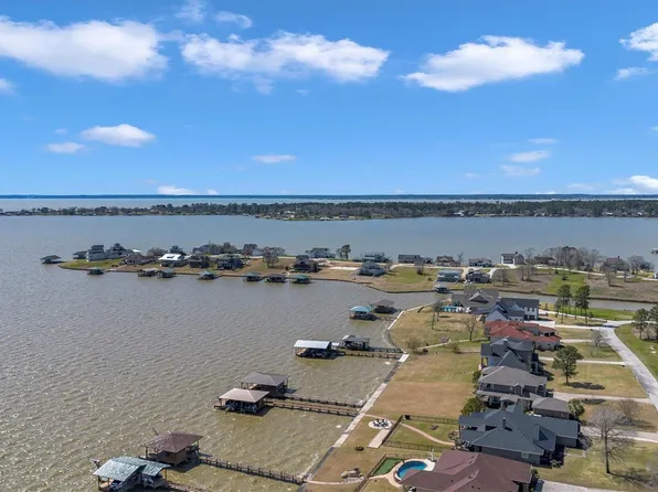 146 Oak Cir, Livingston, TX 77351