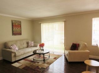 4335 Walker Ln APT D, Normandy, MO 63121