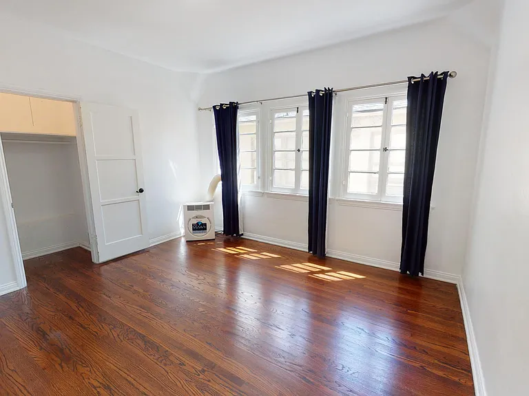 10747 W Ashton Ave — Photo 32