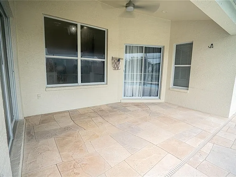 7712 Citrus Hill Ln — Photo 38