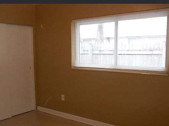 4th image of 5524 43rd St N