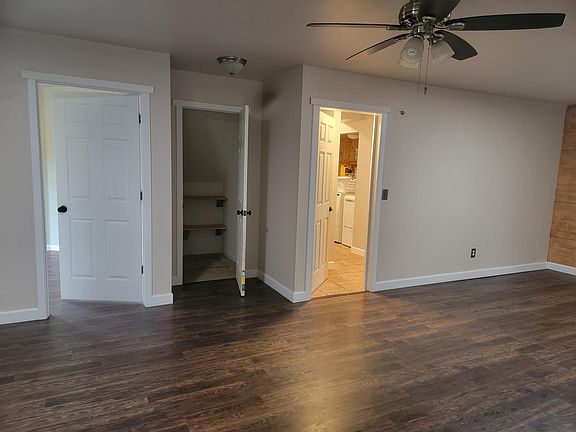 3rd image of 305 82nd Dr SE