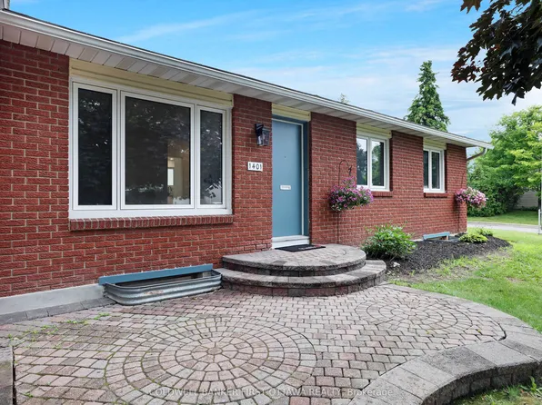 1401 Metz Cres, Ottawa, ON K1K 3Z7