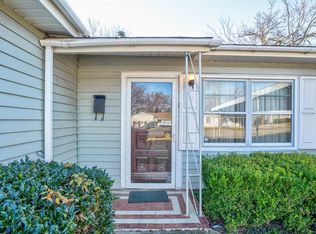 3856 Castle Hills Dr, Dallas, TX 75241