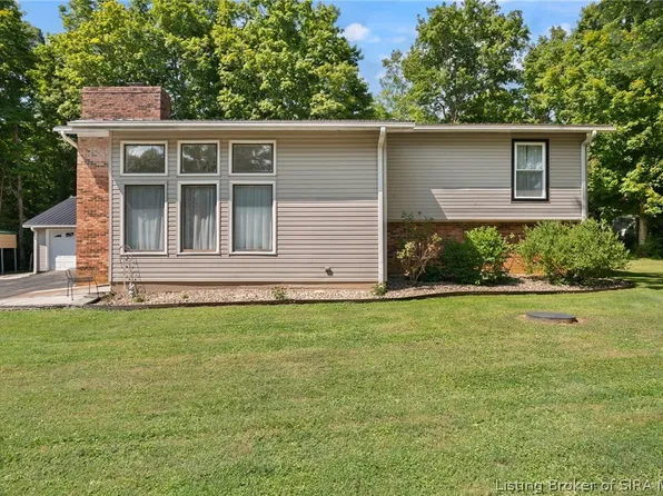 8002 Maple Grove Drive, Georgetown, IN 47122
