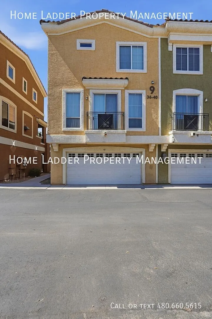 A Bright Townhome with Private Outdoor Space and a 2-Car Garage — Photo 3