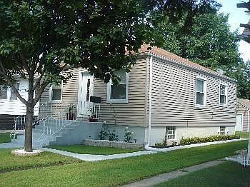 1st image of 565 Freeland Ave