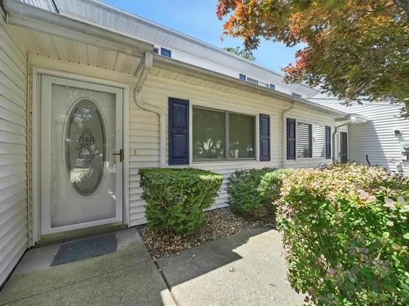 736 Hewitt Lane, New Windsor, NY 12553