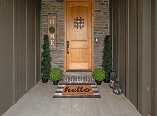 811 E Rainey Street, Ozark, MO 65721