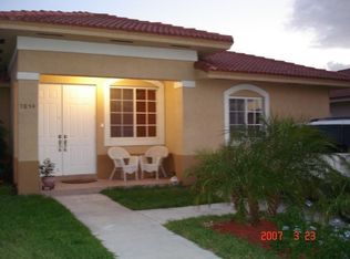 7854 NW 200th St, Hialeah, FL 33015
