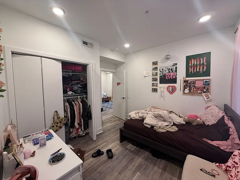 Modern New Luxury Temple Apartments — Photo 23