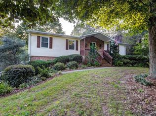 304 Tamworth Dr, Clemmons, NC 27012