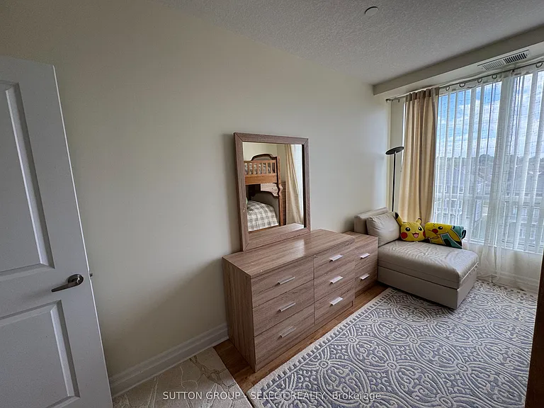 240 Villagewalk Blvd #610 — Photo 28