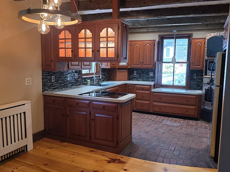 882 Fritztown Rd — Photo 14