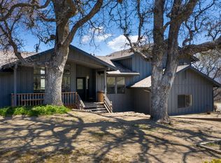 30381 Pinedale Dr, Tehachapi, CA 93561