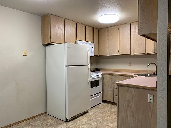 5th image of 11428 51st Ave NE