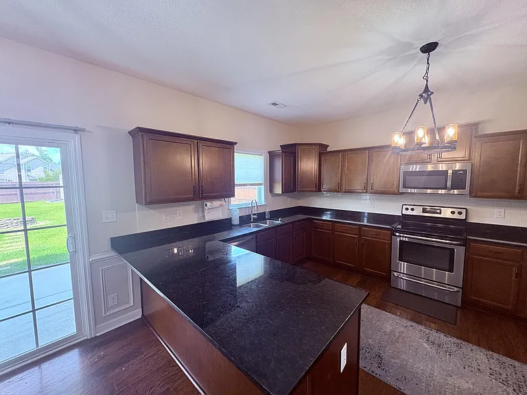 604 Drummond Grove Ln — Photo 20