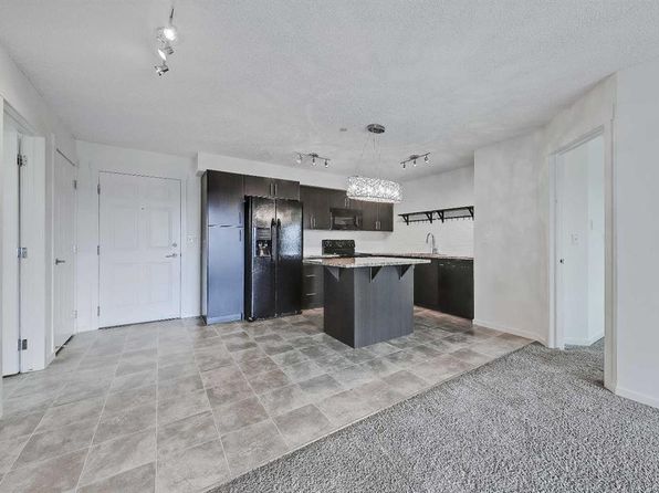 755 W Copperpond Blvd SE #6213, Calgary, AB T2Z 4R2
