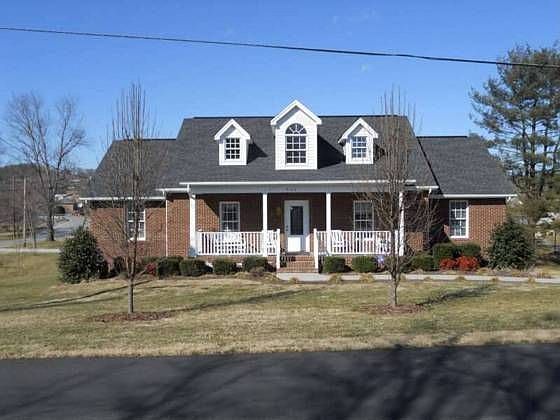 1st image of 503 Birch St