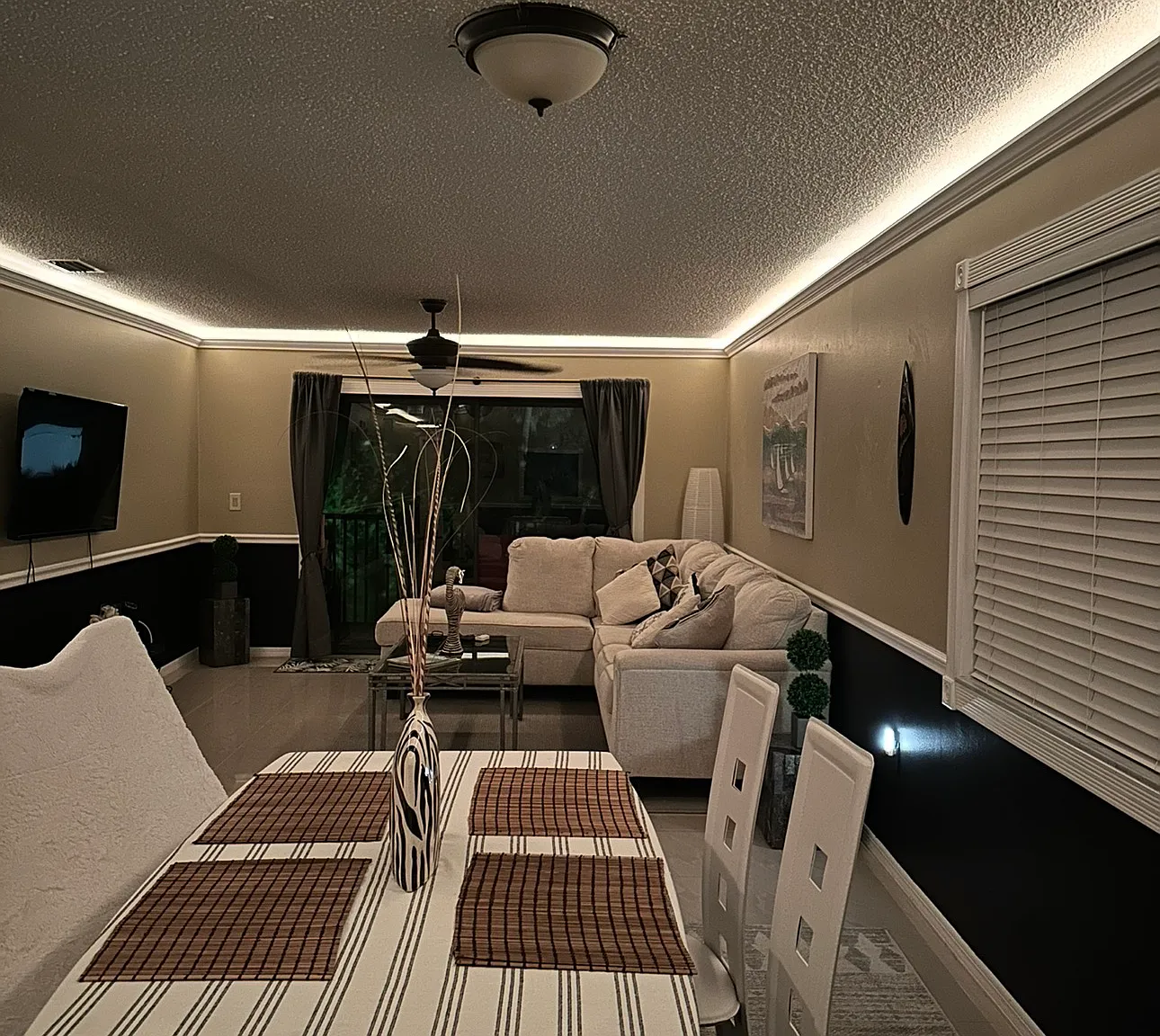 3 bed, 1354 sqft, $2,300 — Photo 3