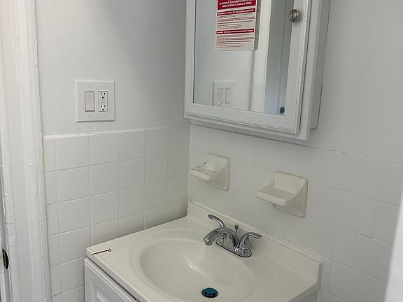 2nd image of 15711 Sanford Ave #D10