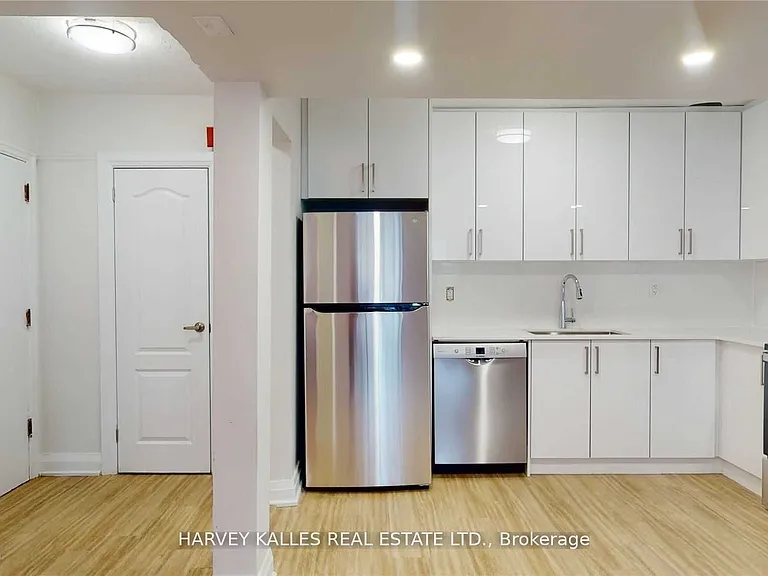 316 Lonsdale Rd #2 — Photo 13