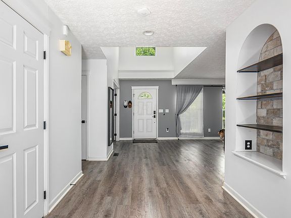 2nd image of 141 Rivers Edge Way