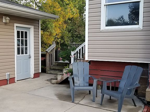 4th image of 615 East Ave