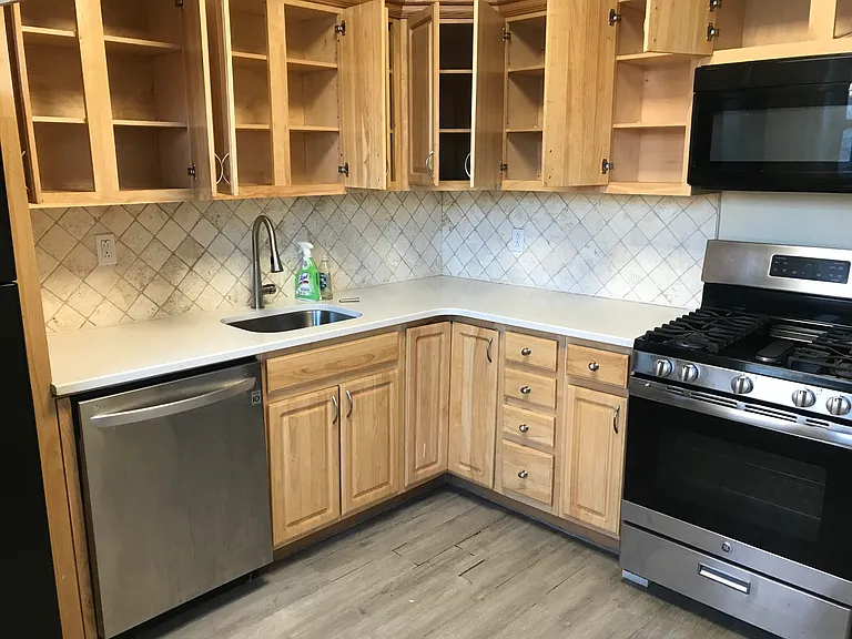 40 Gardner Ave #2 — Photo 11